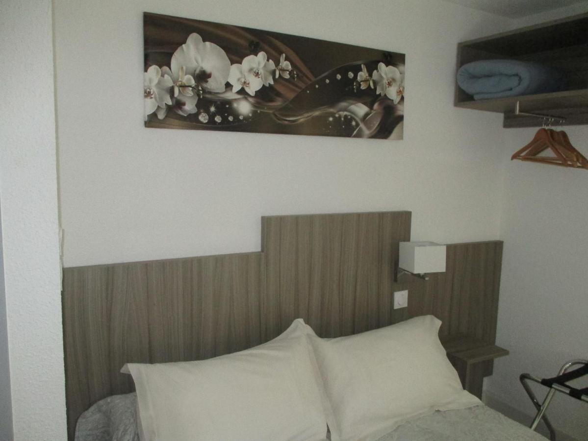 Hotel Du Commerce Pont-Saint-Esprit Luaran gambar